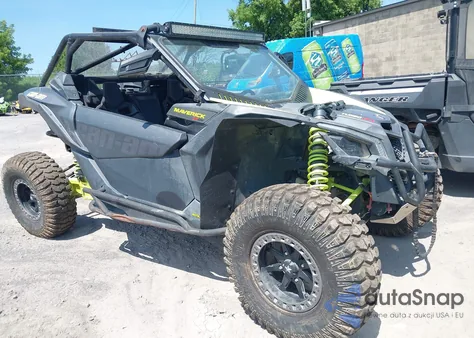 2020 Can-Am Maverick Max z USA, uszkodzony, nr VIN 3JBVDAV49LK001076